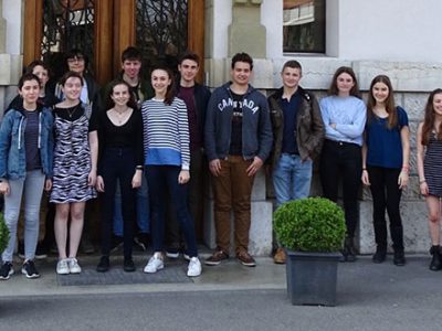 Group of students on Geneva Trip